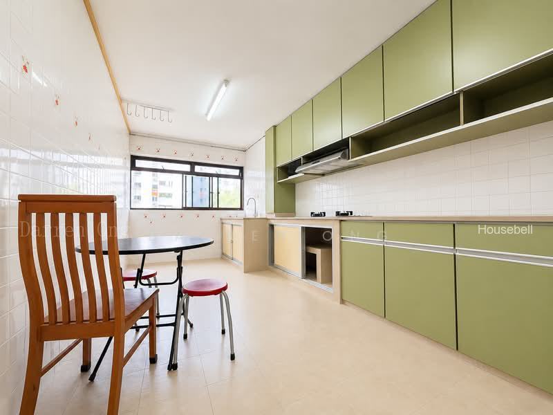 210 Jurong East Street 21(6)