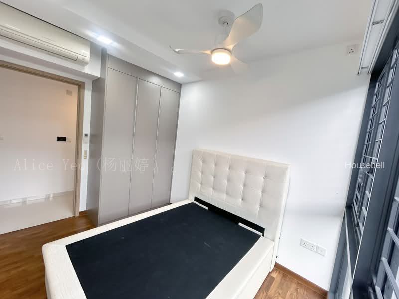 SkyPark Residences, S$ 2,500,000 (Starting From), 1,593 sqft, Condos - Executive Condominium