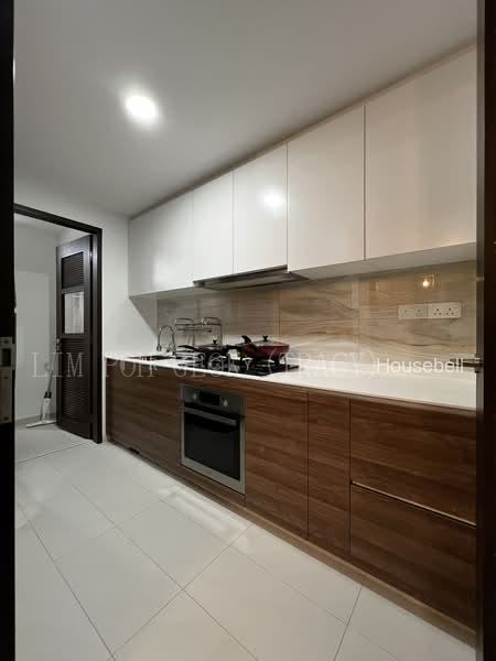 The Brownstone(6)