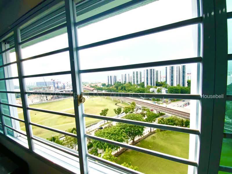116 Jurong East Street 13(1)