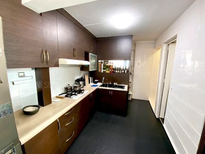 116 Jurong East Street 13(4)