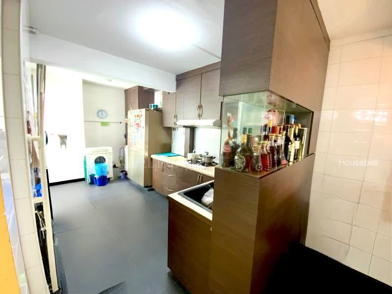 116 Jurong East Street 13(5)