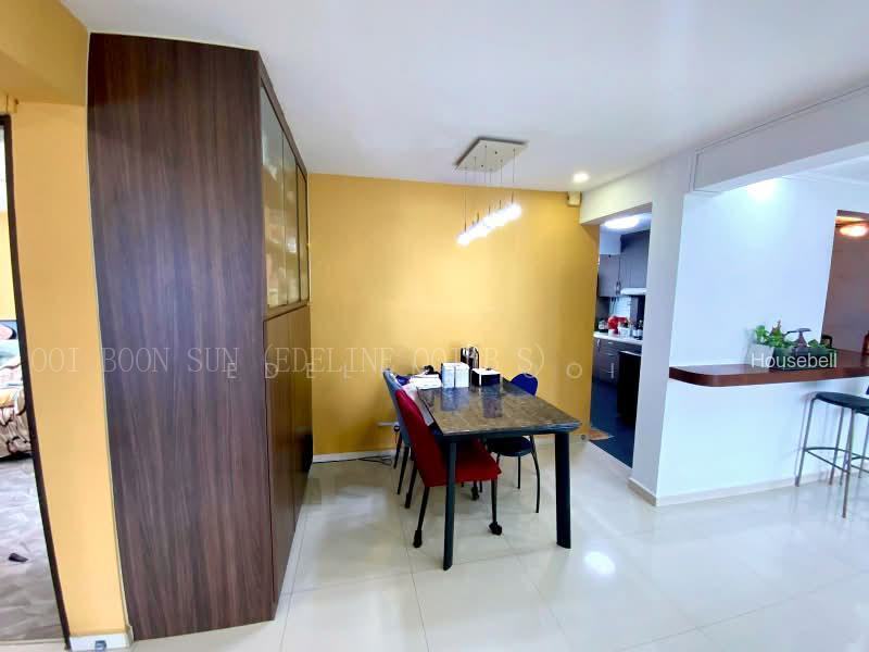 116 Jurong East Street 13(6)