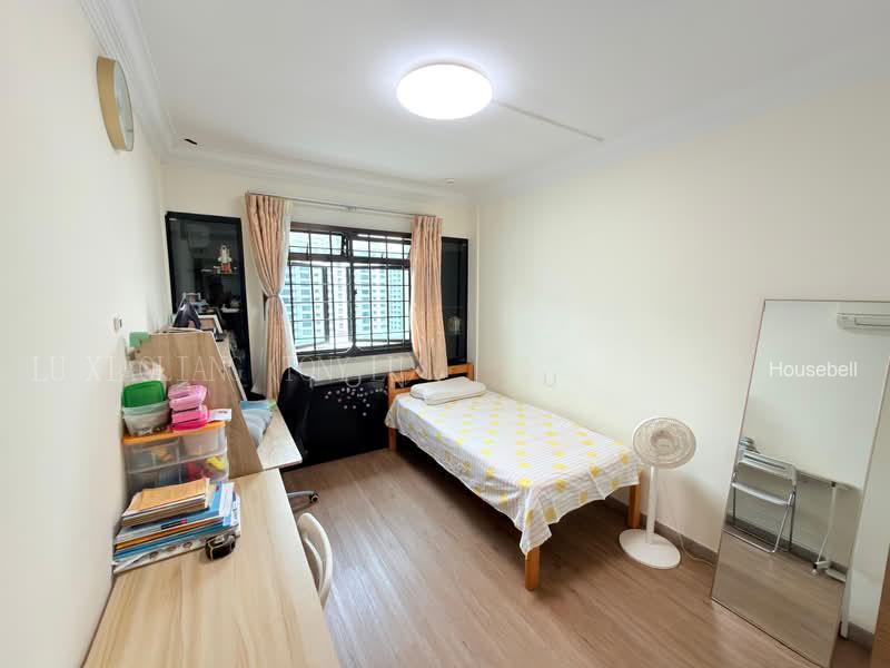649A Jurong West Street 61(5)