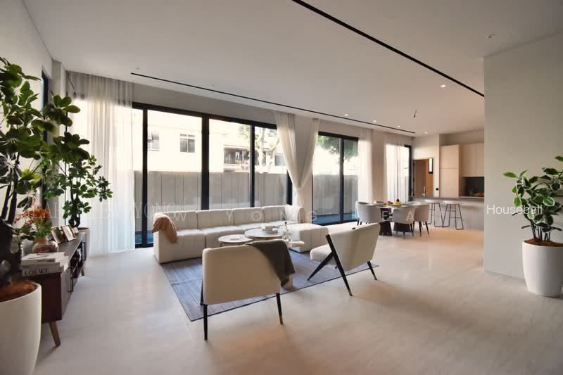 Private Oasis on Hillcrest Road(3)