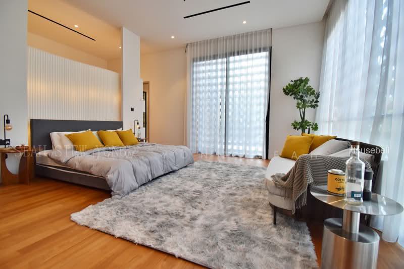 Private Oasis on Hillcrest Road, S$ 14,880,000 (可协商价格), 6,765 sqft, 有地 - Semi-Detached House