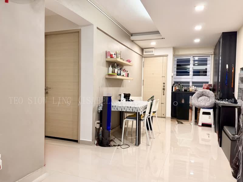 121 Paya Lebar Way, S$ 468,000 (可协商价格), 732 sqft, 组屋 - 3 NG