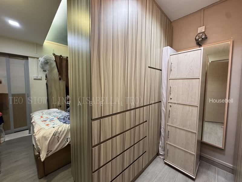 121 Paya Lebar Way, S$ 468,000 (可协商价格), 732 sqft, 组屋 - 3 NG