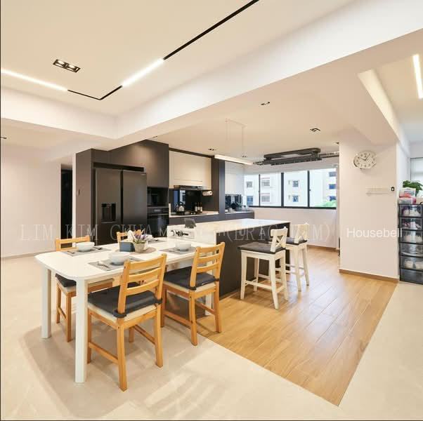 520 Woodlands Drive 14(1)