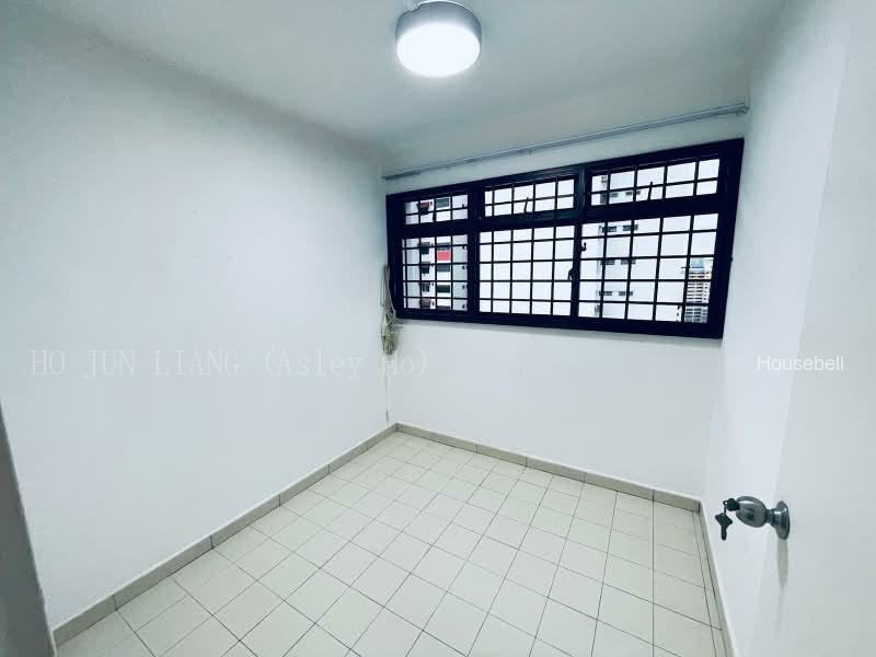 13 Holland Drive, S$ 3,400 /月, 750 sqft, 组屋 - 3 I
