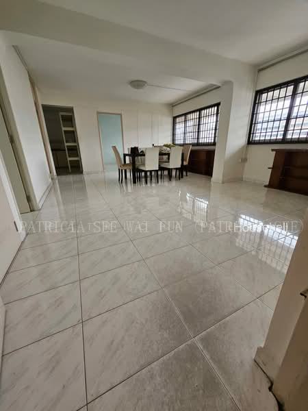 831 Hougang Central