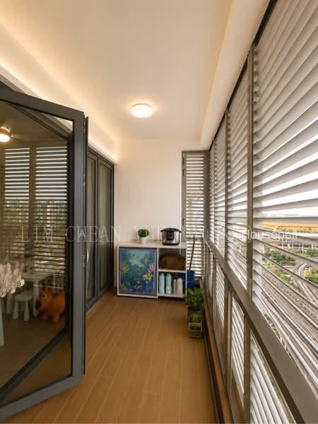 Watertown, S$ 1,590,000 (Starting From), 915 sqft, Condos - Condominium