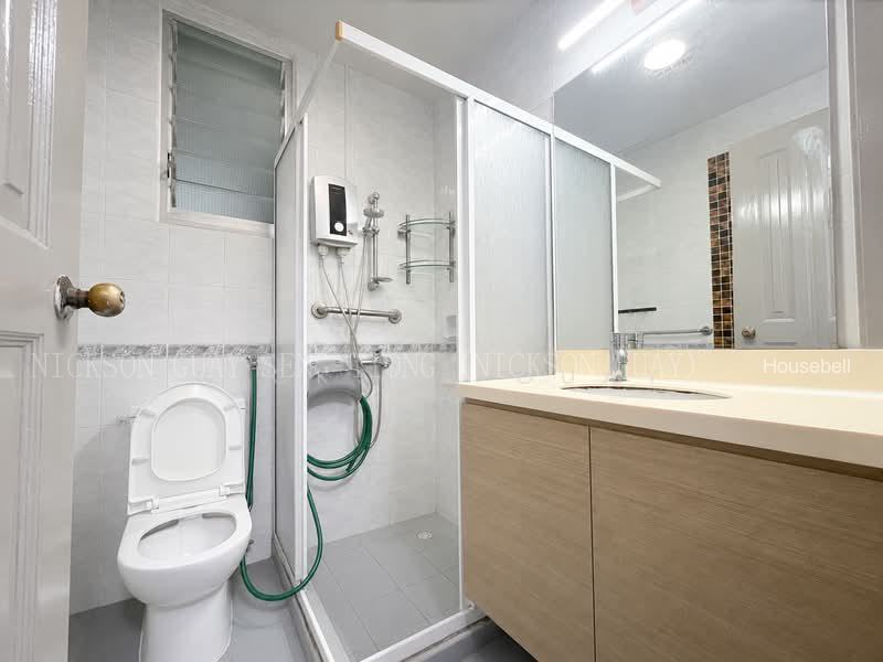 3 storey terrace house for sale @ Loyang Rise(6)