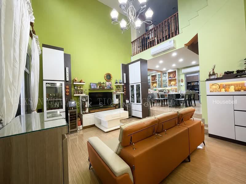 3 storey terrace house for sale @ Loyang Rise, S$ 2,500,000 (Starting From), 2,951 sqft, Landed - Terraced House