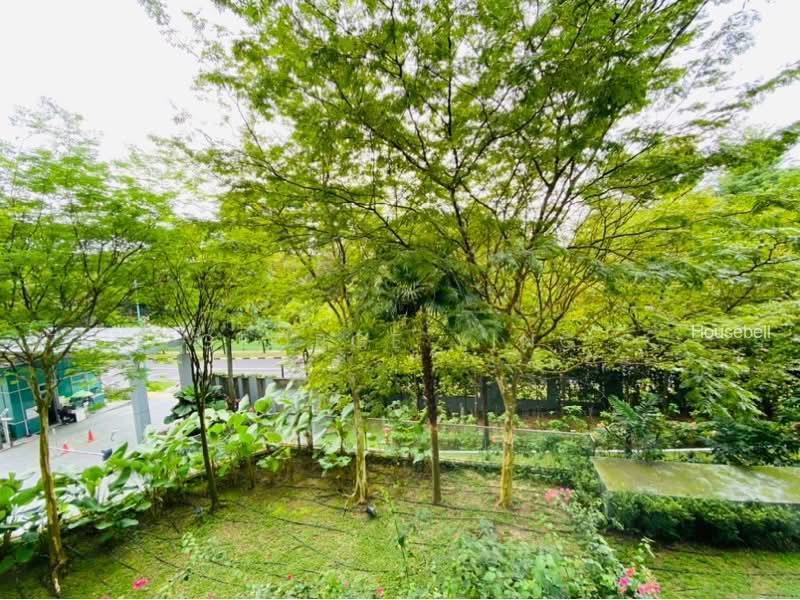 Hundred Trees(3)