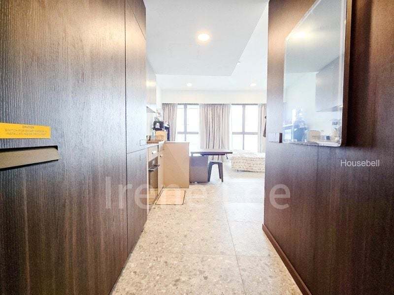 One Pearl Bank(2)