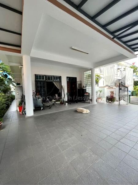5 Bed Terraced House (Landed) for Sale in  Mugliston Road(3)