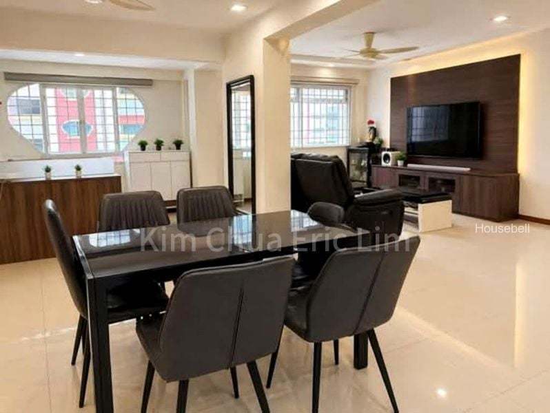 517 Pasir Ris Street 52(4)
