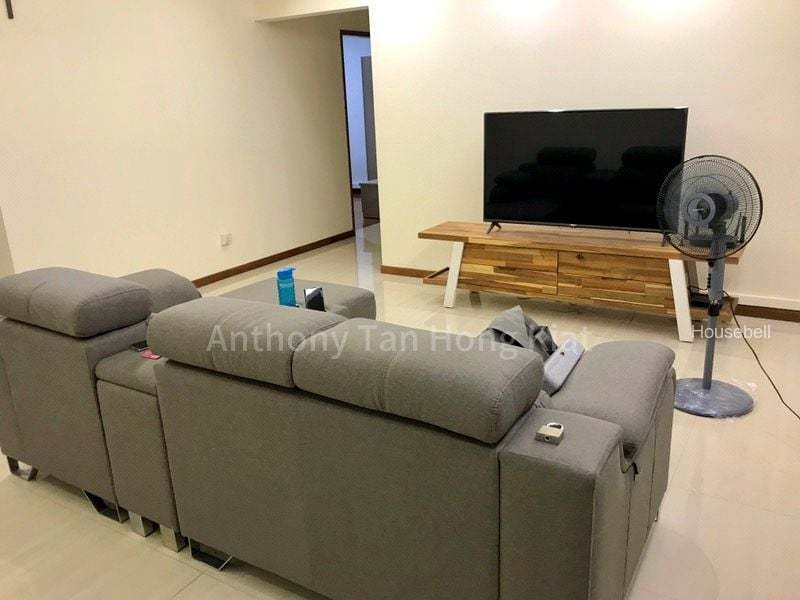 Common Room (HDB) for Rent in  158 Woodlands Street 13, S$ 800 /mo, 139 sqft, HDB - Unknown