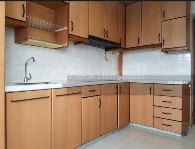 4 Room (4A) HDB for Rent in  325 Sembawang Crescent, S$ 3,300 /mo, 1,087 sqft, HDB - 4 A