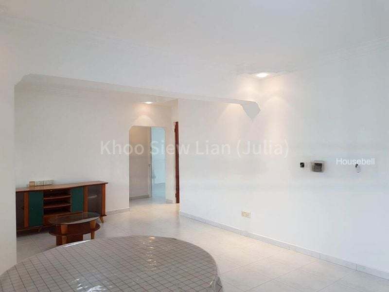 4 Room (4A) HDB for Rent in  325 Sembawang Crescent, S$ 3,300 /mo, 1,087 sqft, HDB - 4 A