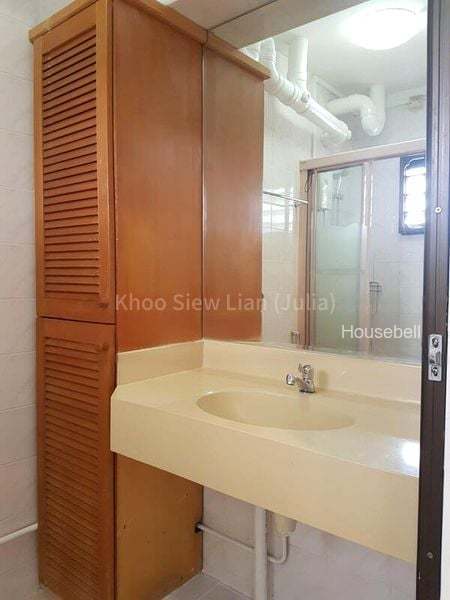 4 Room (4A) HDB for Rent in  325 Sembawang Crescent, S$ 3,300 /mo, 1,087 sqft, HDB - 4 A