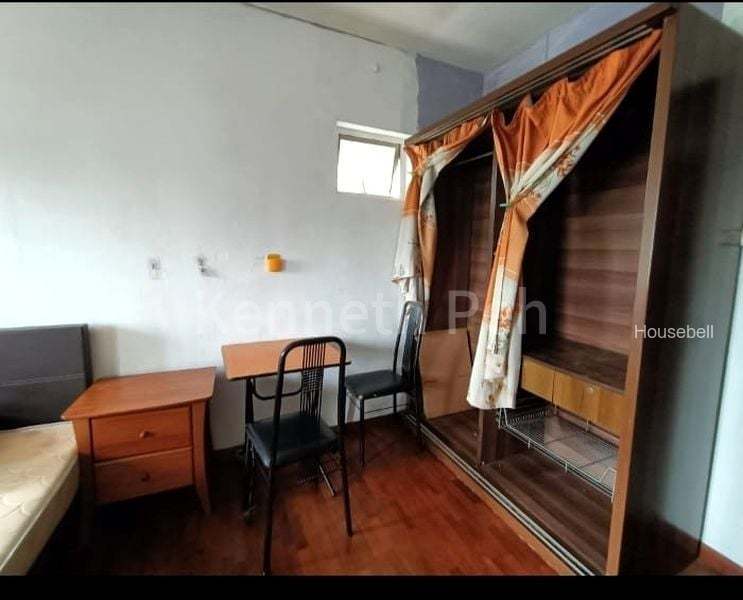 861 Woodlands Street 83(3)
