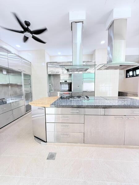 Brizay Park | 豪华别墅, S$ 70,000 (可协商价格) /月, 11,840 sqft, 有地 - Good Class Bungalow