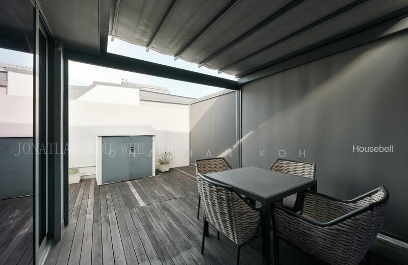 Rare corner semi detached with pool and lift for sale!!, S$ 4,690,000 (可协商价格), 6,997 sqft, 有地 - Cluster House