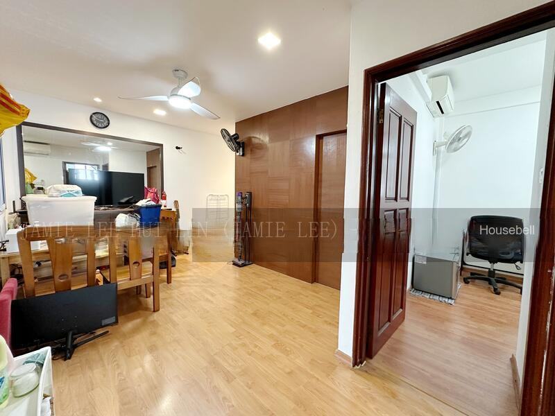 The Watercrest, S$ 1,080,000 (Negotiable), 861 sqft, Condos - Condominium