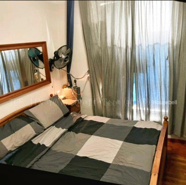 Yishun Emerald, S$ 1,200 (可协商价格) /月, 105 sqft, 公寓 - Condominium