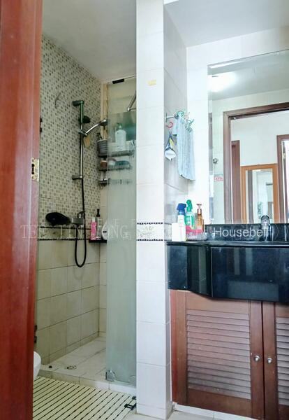 Yishun Emerald, S$ 1,200 (可协商价格) /月, 105 sqft, 公寓 - Condominium