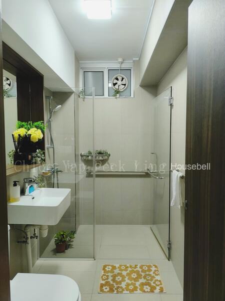82B Lorong 4 Toa Payoh, S$ 1,100,000 (Negotiable), 1,302 sqft, HDB - 5 I