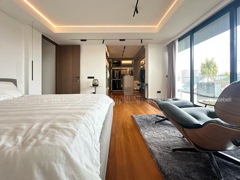 ★ Seletar Hills Estate ★ Freehold ★ Luxurious Modern Contemporary Semi-D ★(5)
