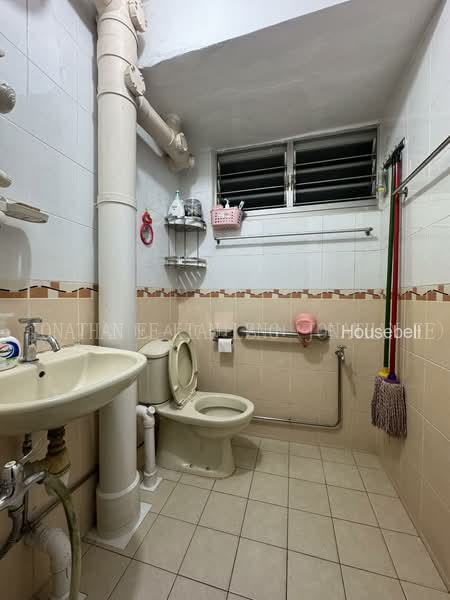 106 Ang Mo Kio Avenue 4, S$ 1,200 /月, 64 sqft, 组屋 - 4 STD