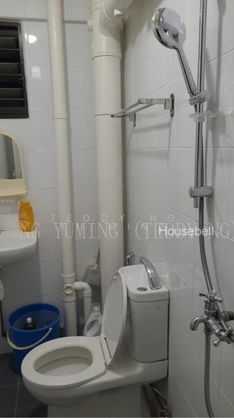 709 Bedok Reservoir Road, S$ 900 /mo, 107 sqft, HDB - 3 NG