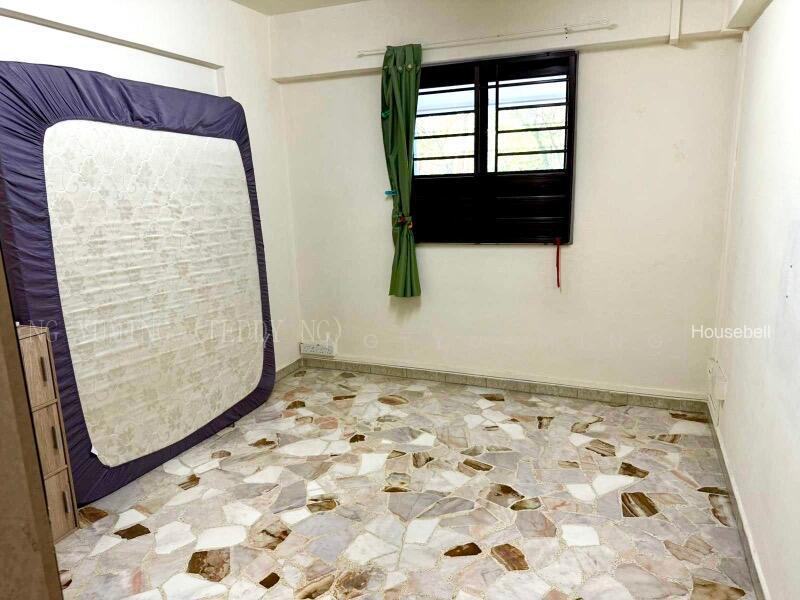 709 Bedok Reservoir Road, S$ 900 /mo, 107 sqft, HDB - 3 NG