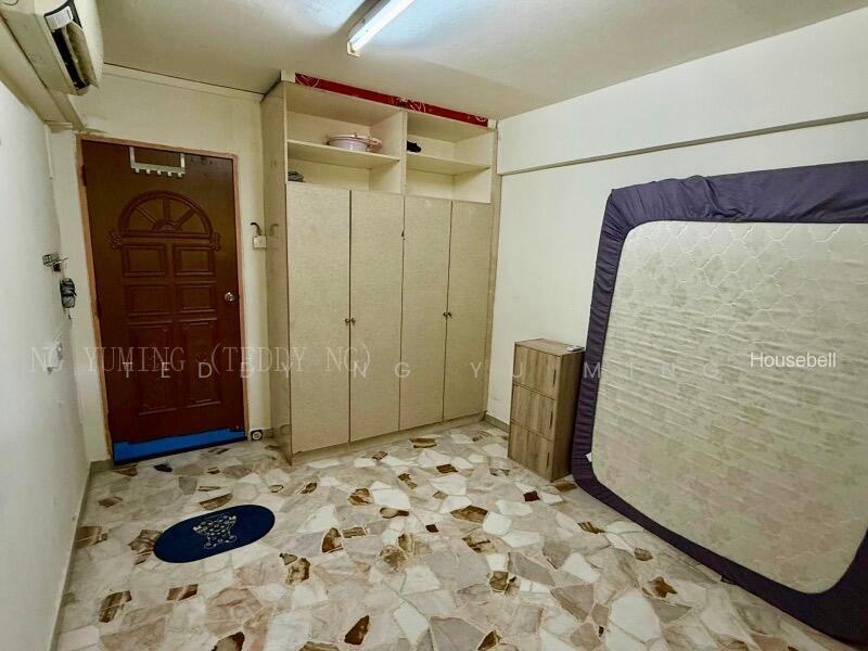 709 Bedok Reservoir Road, S$ 900 /mo, 107 sqft, HDB - 3 NG