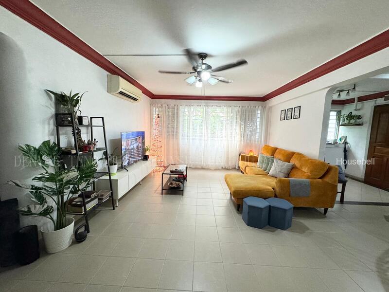 502 Hougang Avenue 8