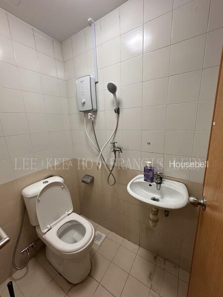 The Floravale, S$ 1,280 /mo, 1,300 sqft, Condos - Executive Condominium