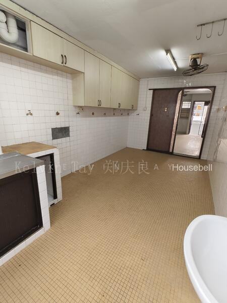 558 Ang Mo Kio Avenue 10(2)