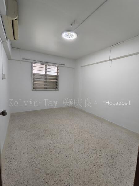 558 Ang Mo Kio Avenue 10(4)