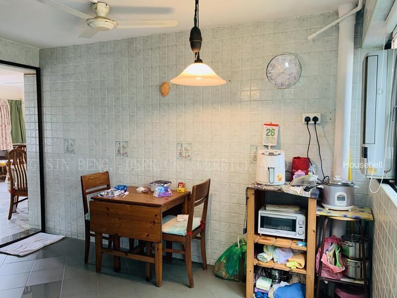 2 Queen's Road, S$ 690,000, 957 sqft, 组屋 - 4 I