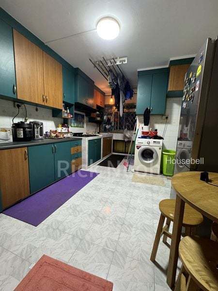 252 Pasir Ris Street 21, S$ 750 /mo, 99 sqft, HDB - 4 A
