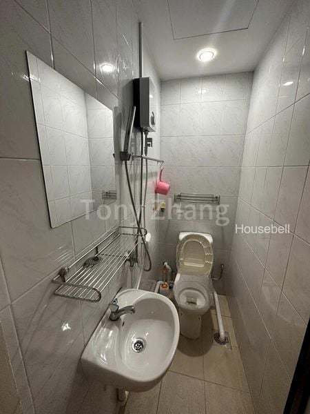 Parc Oasis, S$ 2,200 /mo, 200 sqft, Condos - Condominium
