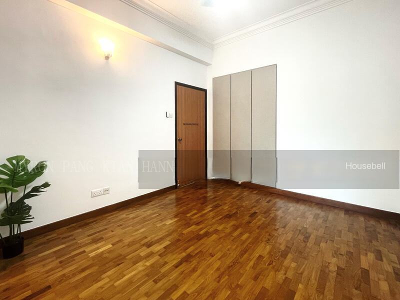 Parbury Hill Condominium