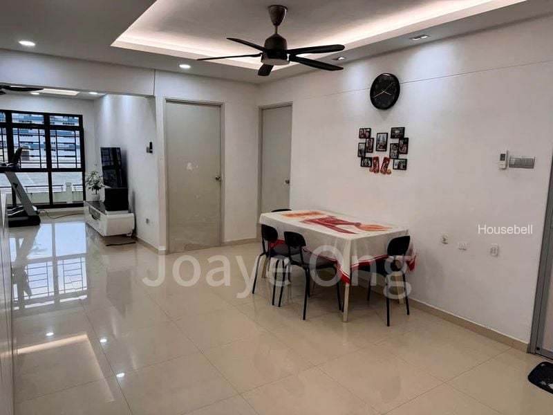 654A Jurong West Street 61(4)