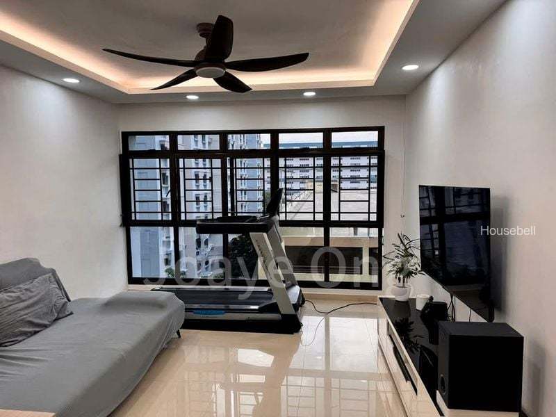 654A Jurong West Street 61(1)