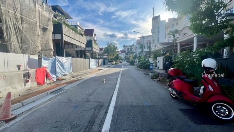 6 Bed Terraced House (Landed) for Sale in  Loyang Besar Close, S$ 2,450,000, 2,809 sqft, Landed - Terraced House