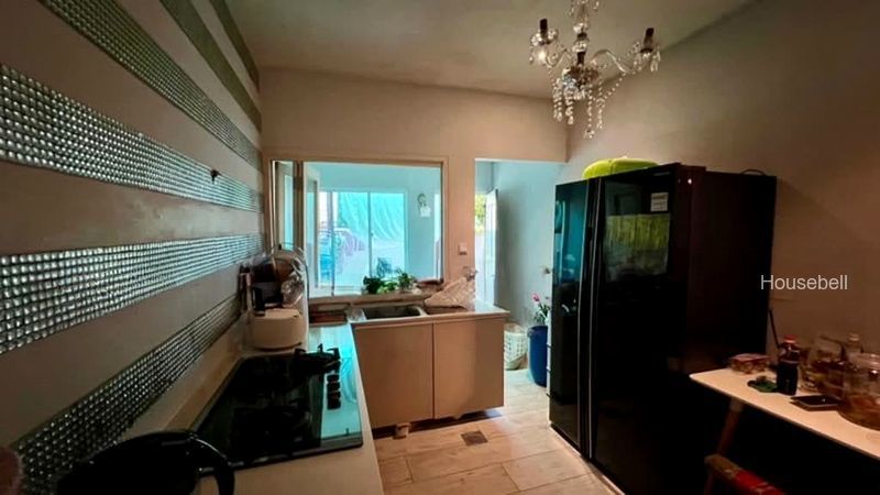 6 Bed Terraced House (Landed) for Sale in  Loyang Besar Close(1)